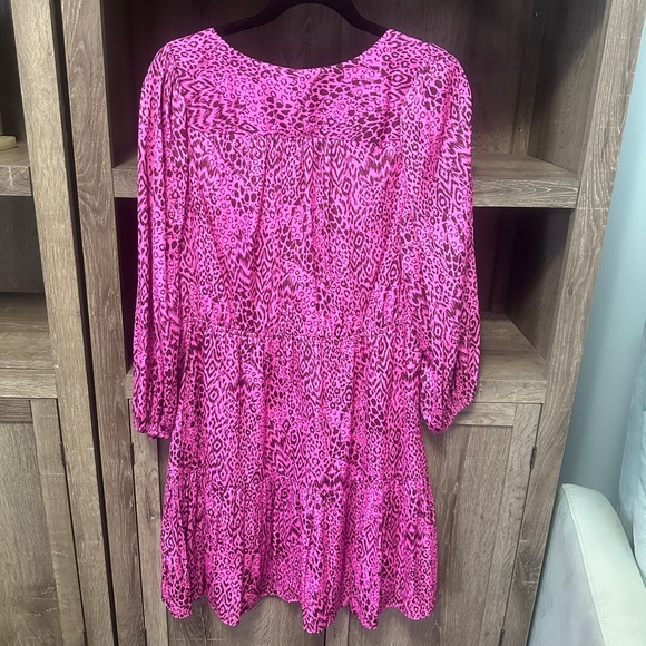 Lilly Pulitzer - Picture 3 of 4